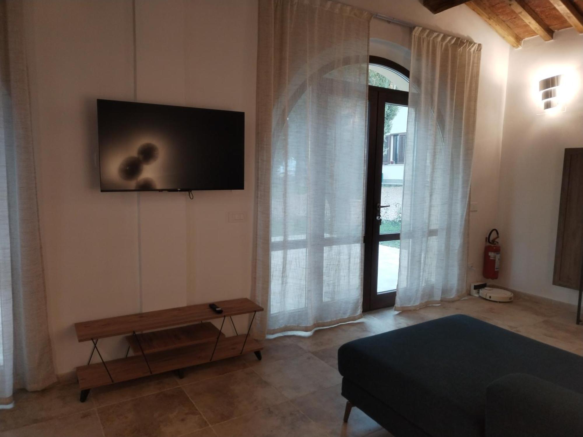 Agriturismo Poggio Rotondo Σαν Τζιμινιάνο Εξωτερικό φωτογραφία